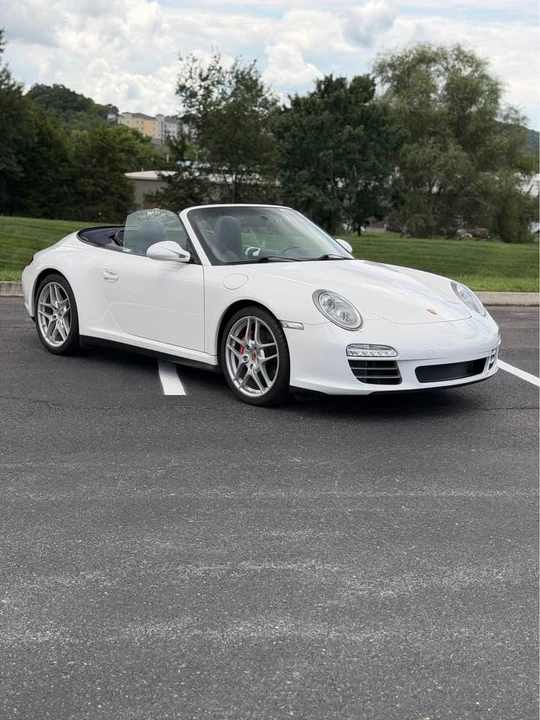 2009 Porsche 997 Carrera 4S - Image 2 of 18