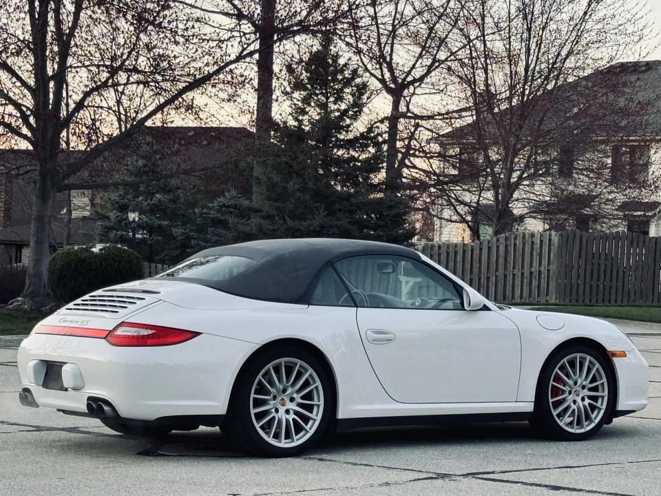 2009 Porsche 997 Carrera 4S - Image 16 of 31