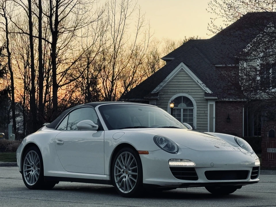 2009 Porsche 997 Carrera 4S - Image 9 of 31