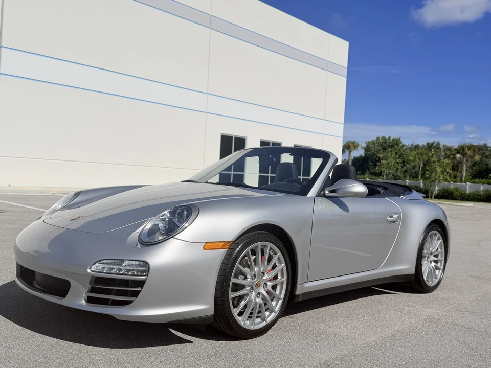 2009 Porsche 997 Carrera 4S - Image 2 of 31