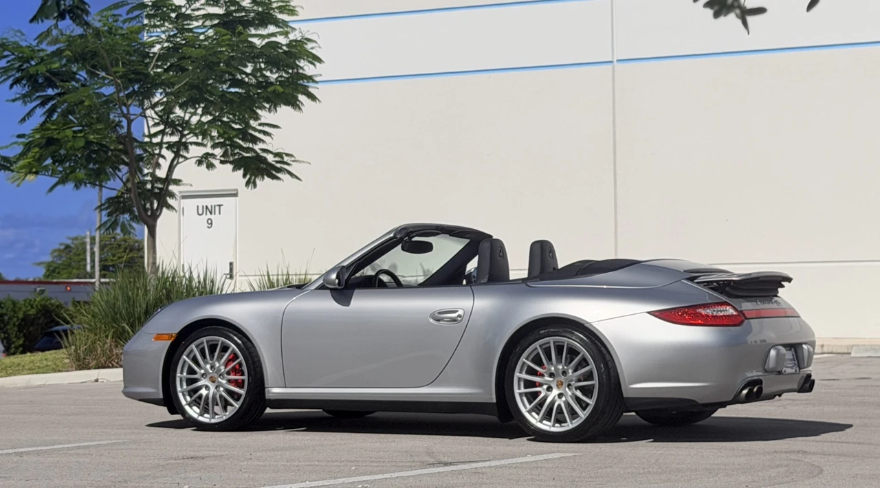 2009 Porsche 997 Carrera 4S - Image 17 of 31