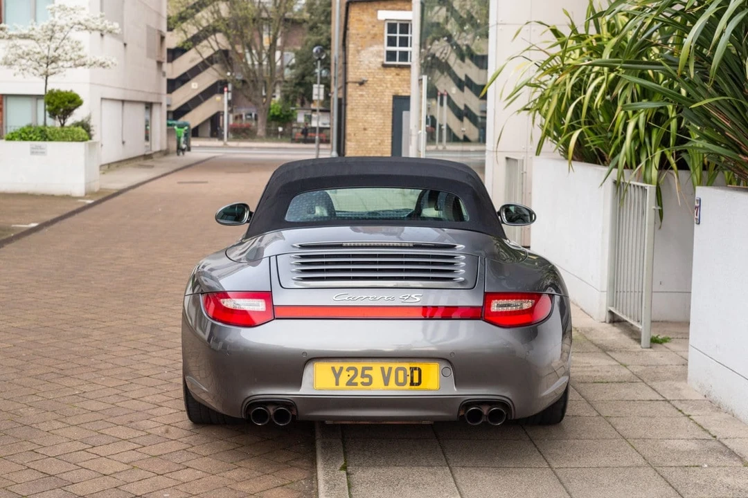 2009 Porsche 997 Carrera 4S - Image 4 of 31