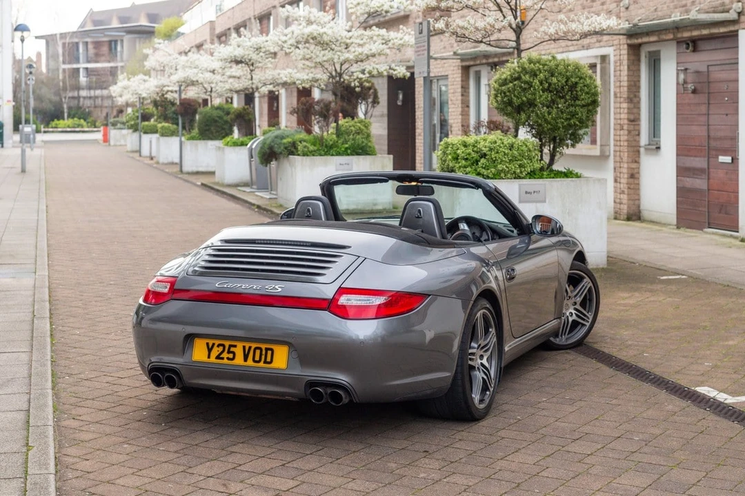 2009 Porsche 997 Carrera 4S - Image 24 of 31