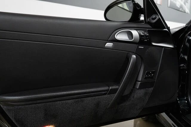 2009 Porsche 997 Carrera 4S - Image 17 of 31