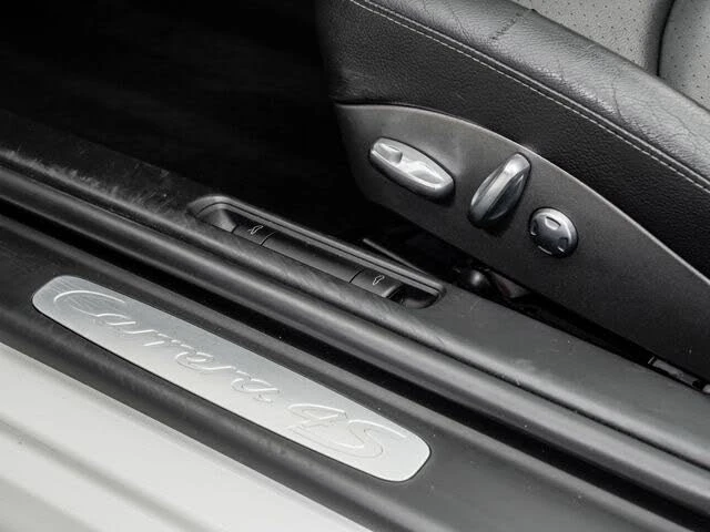 2009 Porsche 997 Carrera 4S - Image 11 of 31