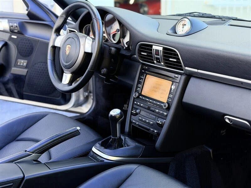 2009 Porsche 997 Carrera 4S - Image 24 of 31