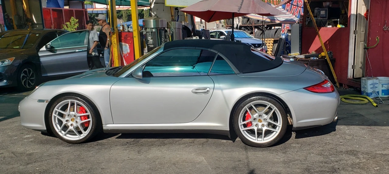 2009 Porsche 997 Carrera 4S - Image 2 of 20