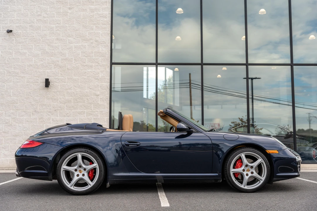 2009 Porsche 997 Carrera 4S - Image 18 of 31