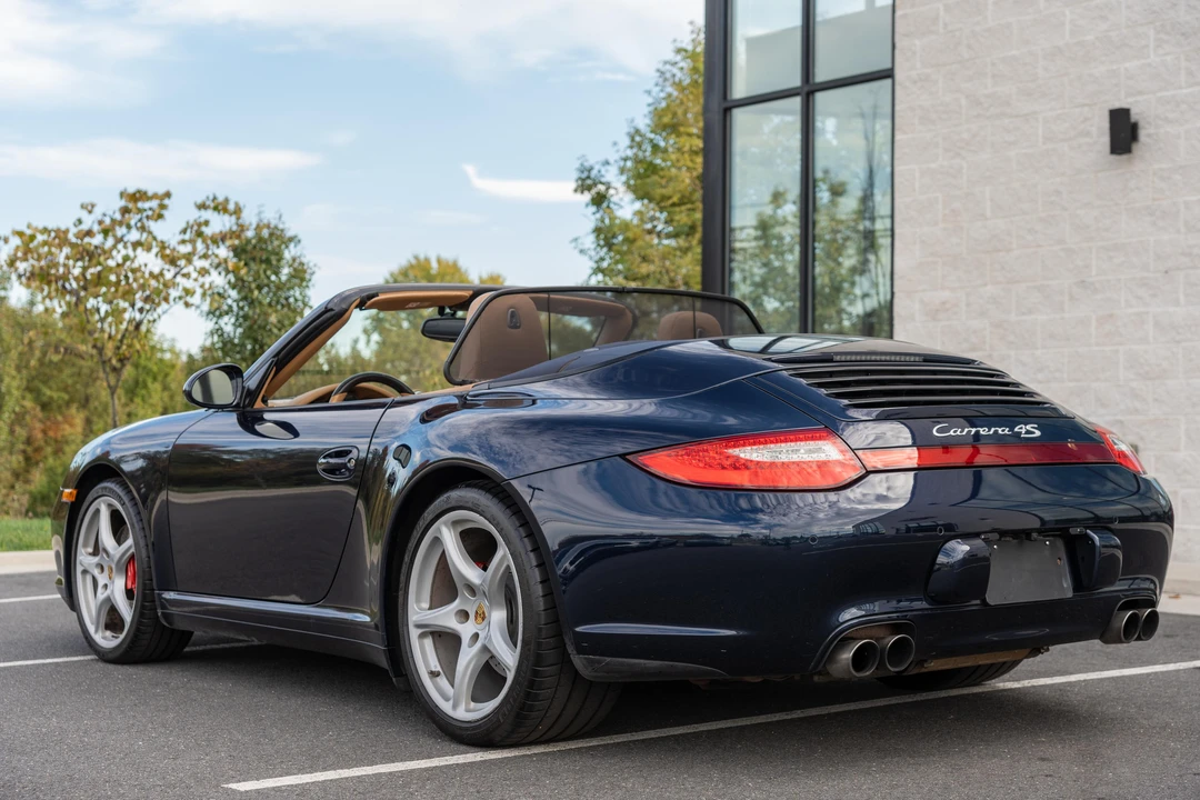 2009 Porsche 997 Carrera 4S - Image 11 of 31
