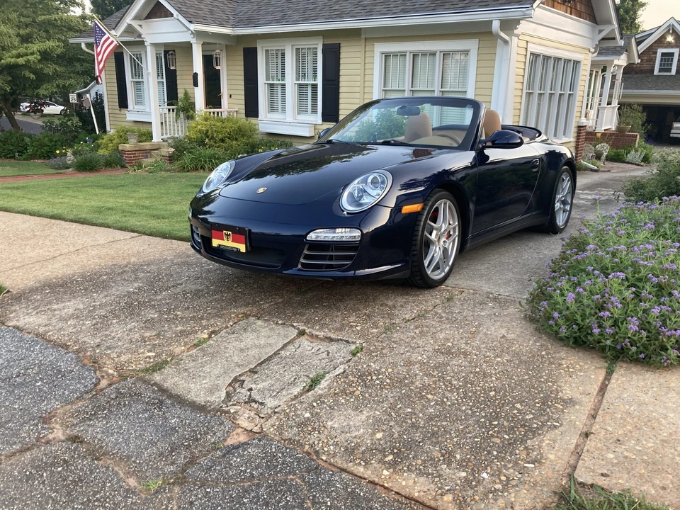 2009 Porsche 997 Carrera 4S - Image 2 of 31