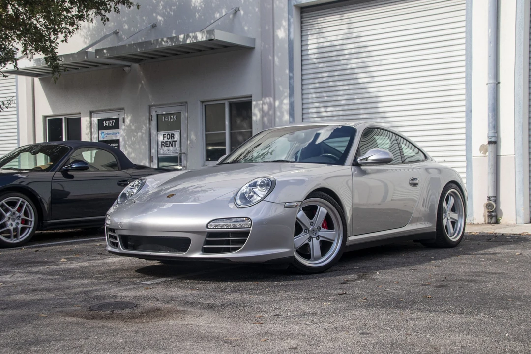 2009 Porsche 997 Carrera 4S - Image 2 of 31