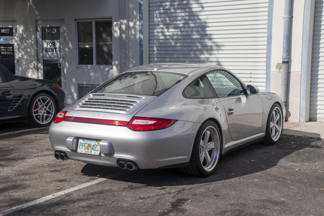 2009 Porsche 997 Carrera 4S - Image 8 of 31