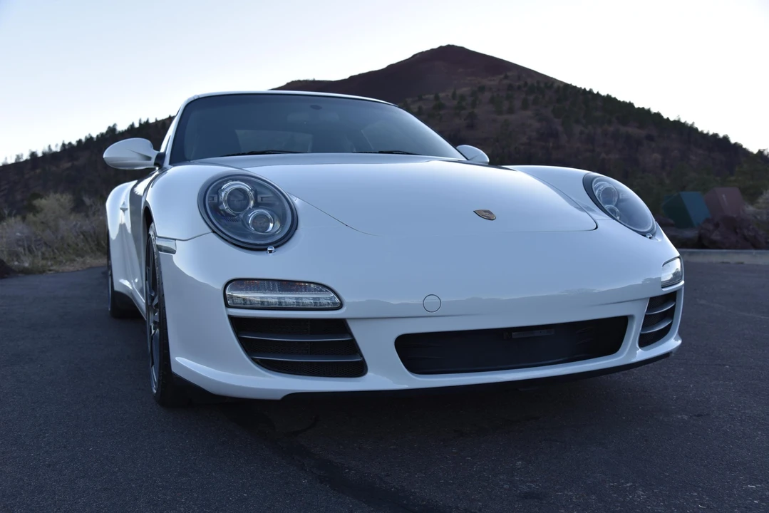 2009 Porsche 997 Carrera 4S - Image 9 of 31