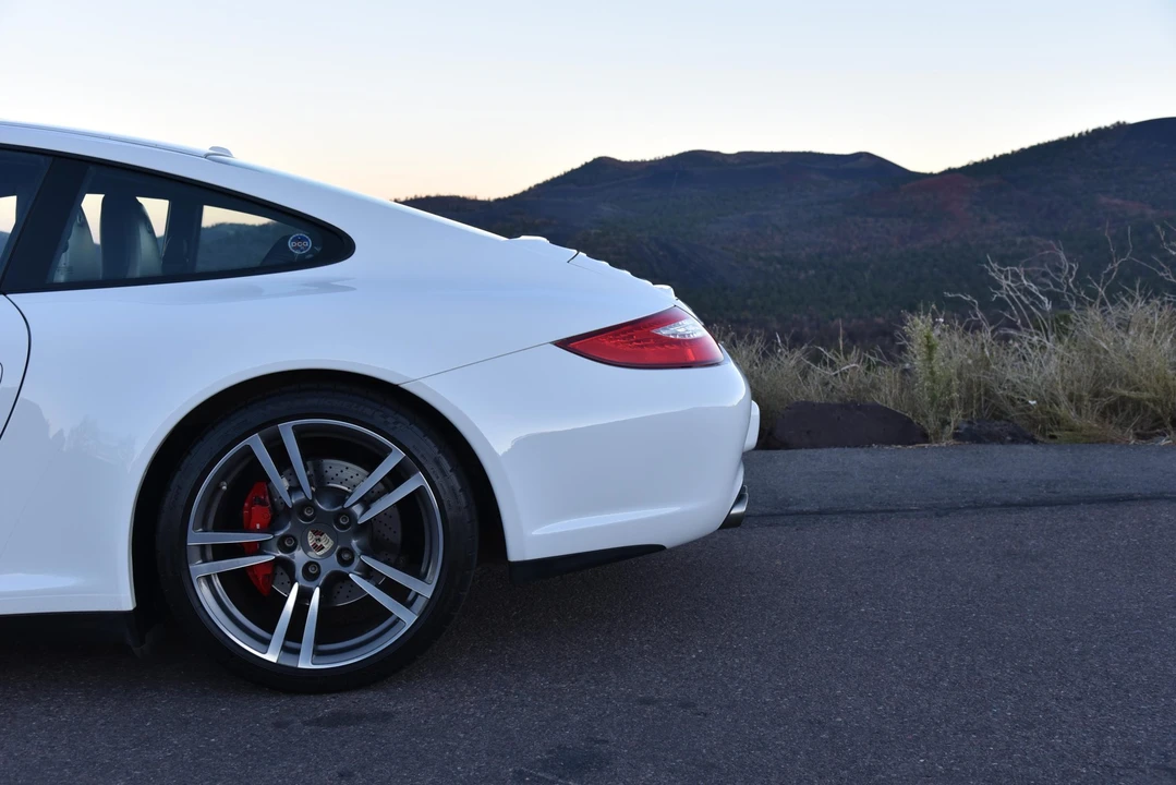 2009 Porsche 997 Carrera 4S - Image 26 of 31