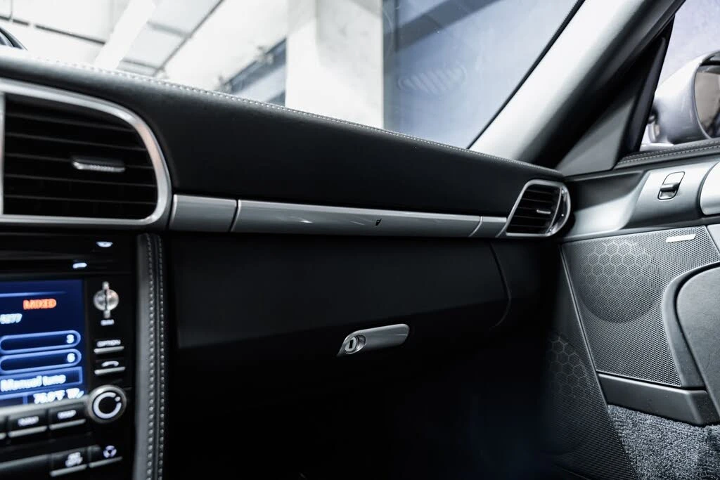 2009 Porsche 997 Carrera 4S - Image 16 of 31