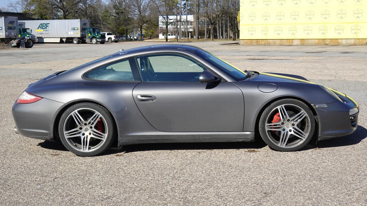 2009 Porsche 997 Carrera 4S - Image 8 of 31