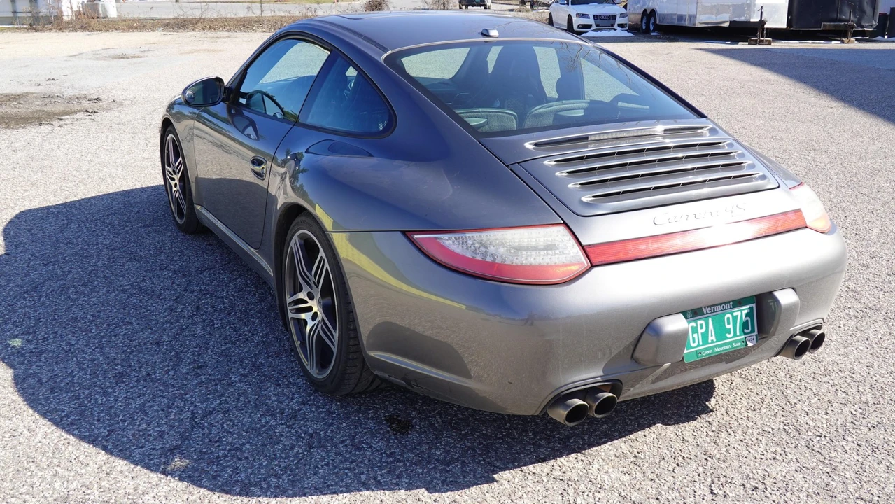 2009 Porsche 997 Carrera 4S - Image 10 of 31