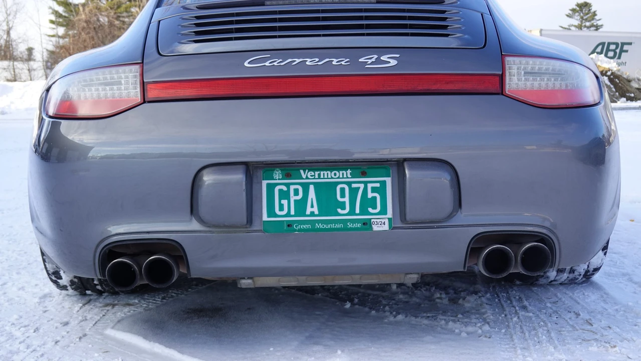 2009 Porsche 997 Carrera 4S - Image 18 of 31