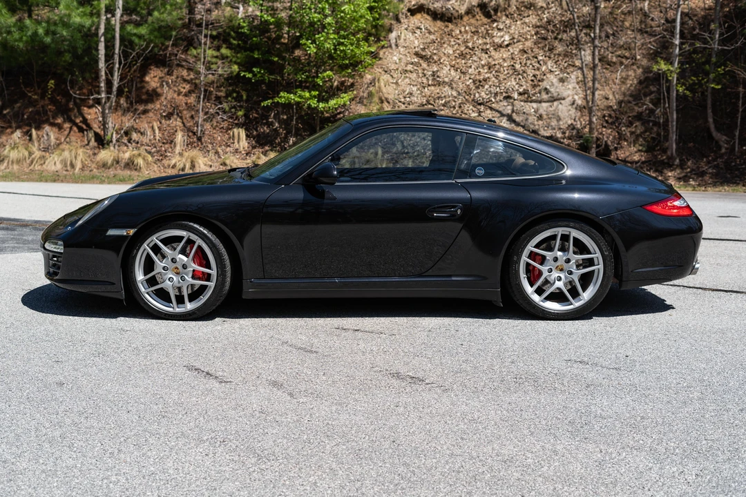 2009 Porsche 997 Carrera 4S - Image 9 of 29