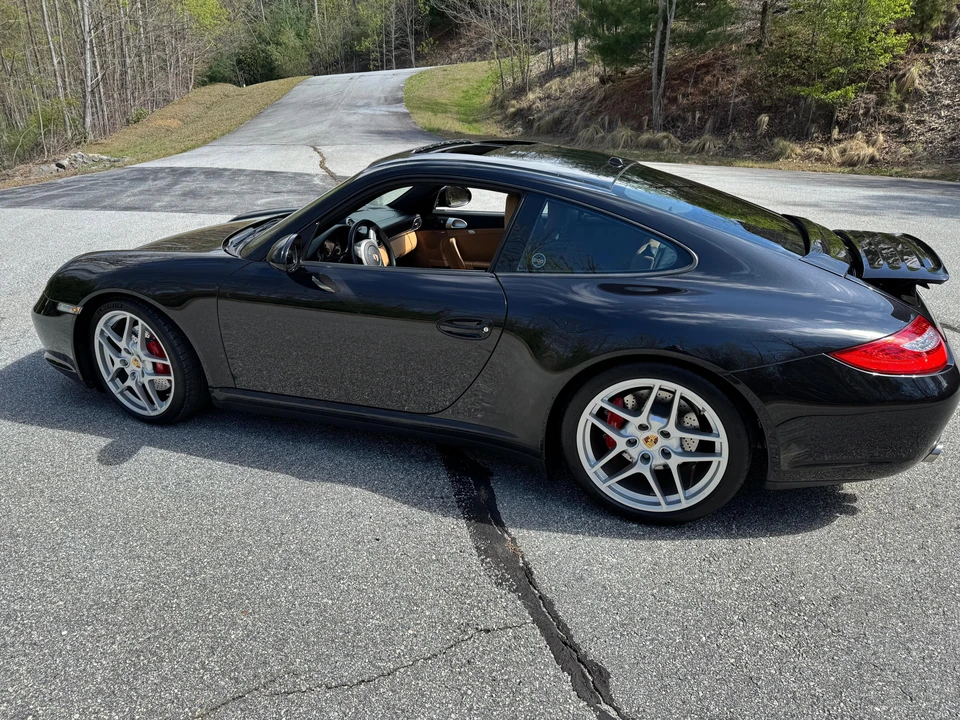 2009 Porsche 997 Carrera 4S - Image 10 of 29