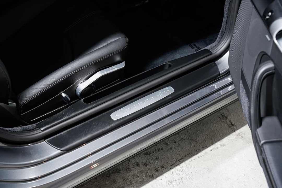 2009 Porsche 997 Carrera 4S - Image 24 of 31