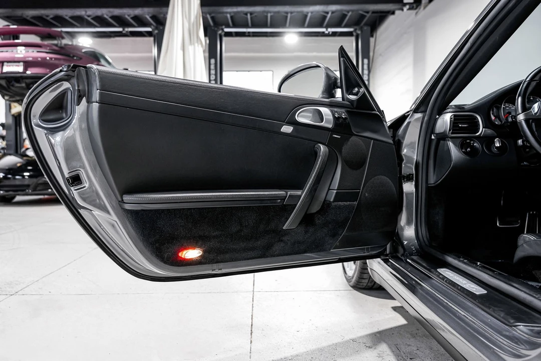 2009 Porsche 997 Carrera 4S - Image 25 of 31