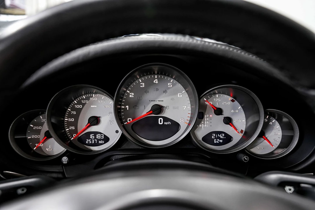 2009 Porsche 997 Carrera 4S - Image 11 of 31
