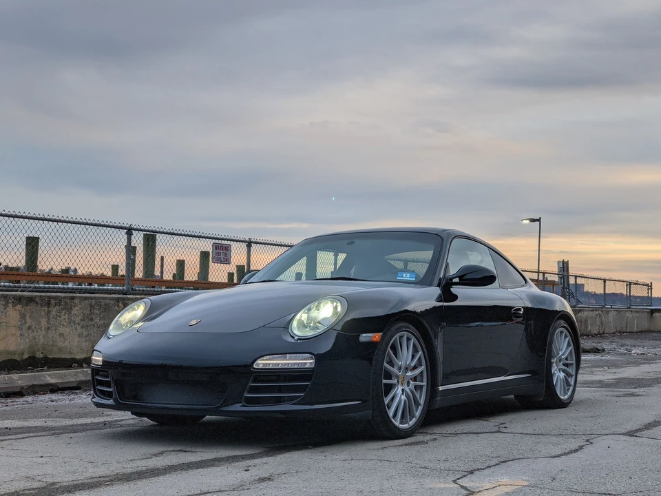 2009 Porsche 997 Carrera 4S - Image 8 of 31