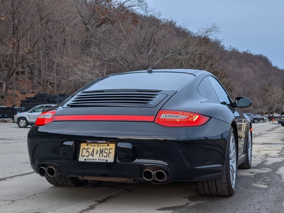 2009 Porsche 997 Carrera 4S - Image 15 of 31