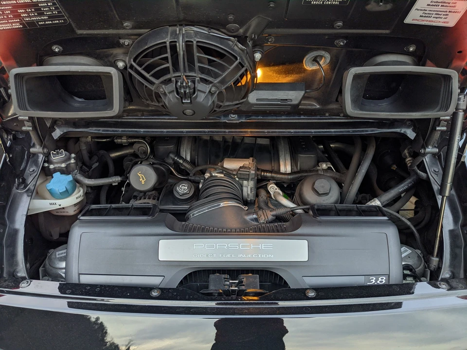 2009 Porsche 997 Carrera 4S - Image 30 of 31