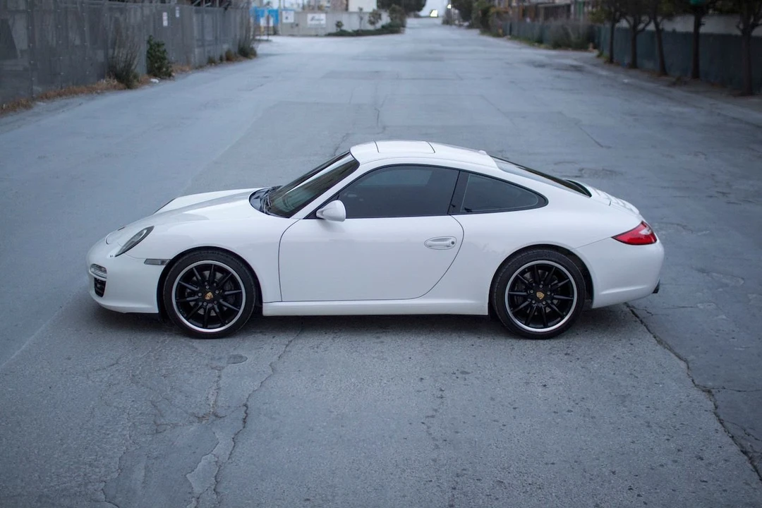 2009 Porsche 997 Carrera - Image 2 of 15