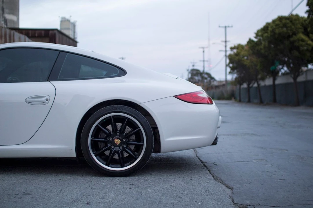 2009 Porsche 997 Carrera - Image 14 of 15