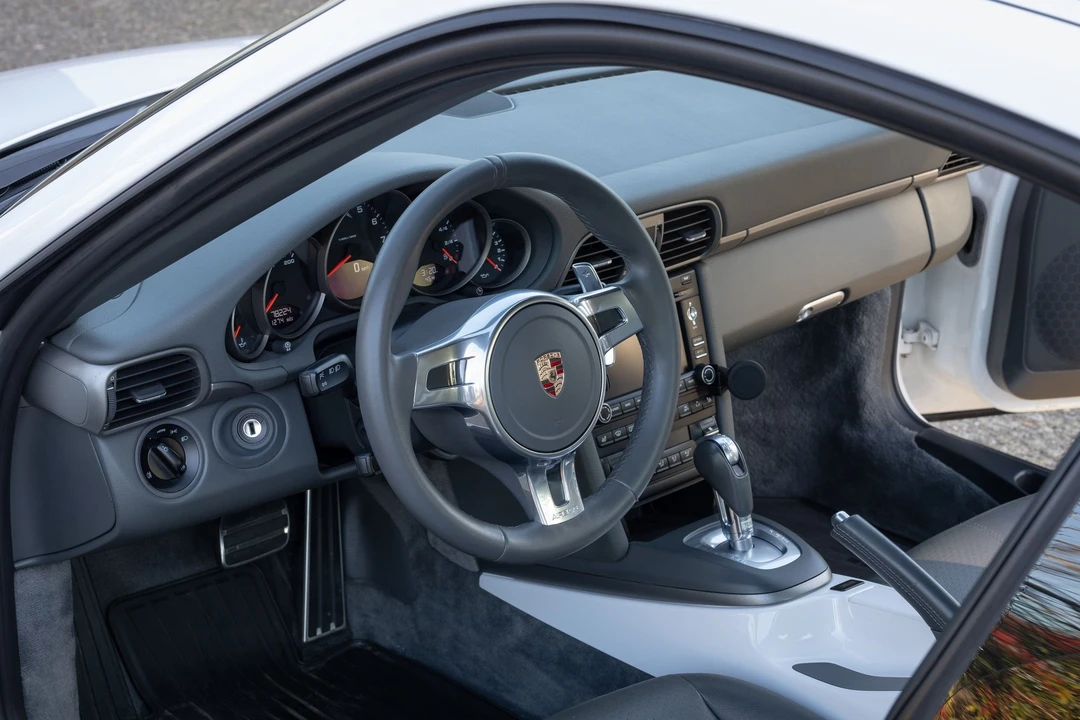 2009 Porsche 997 Carrera - Image 10 of 20