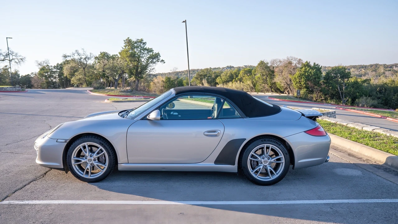 2009 Porsche 997 Carrera - Image 9 of 31