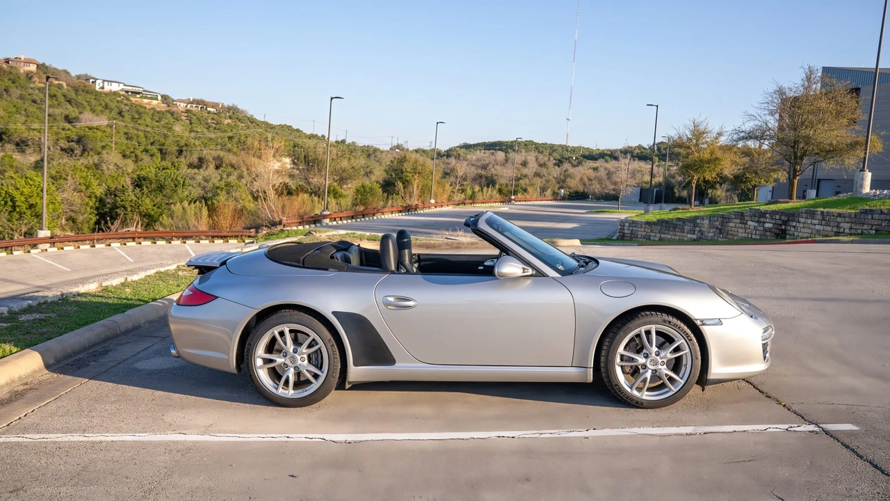 2009 Porsche 997 Carrera - Image 16 of 31