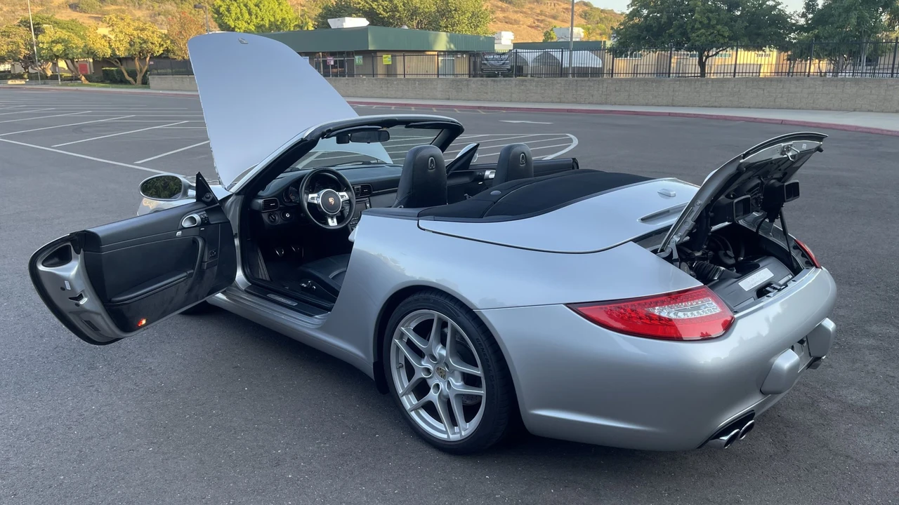 2009 Porsche 997 Carrera - Image 30 of 31