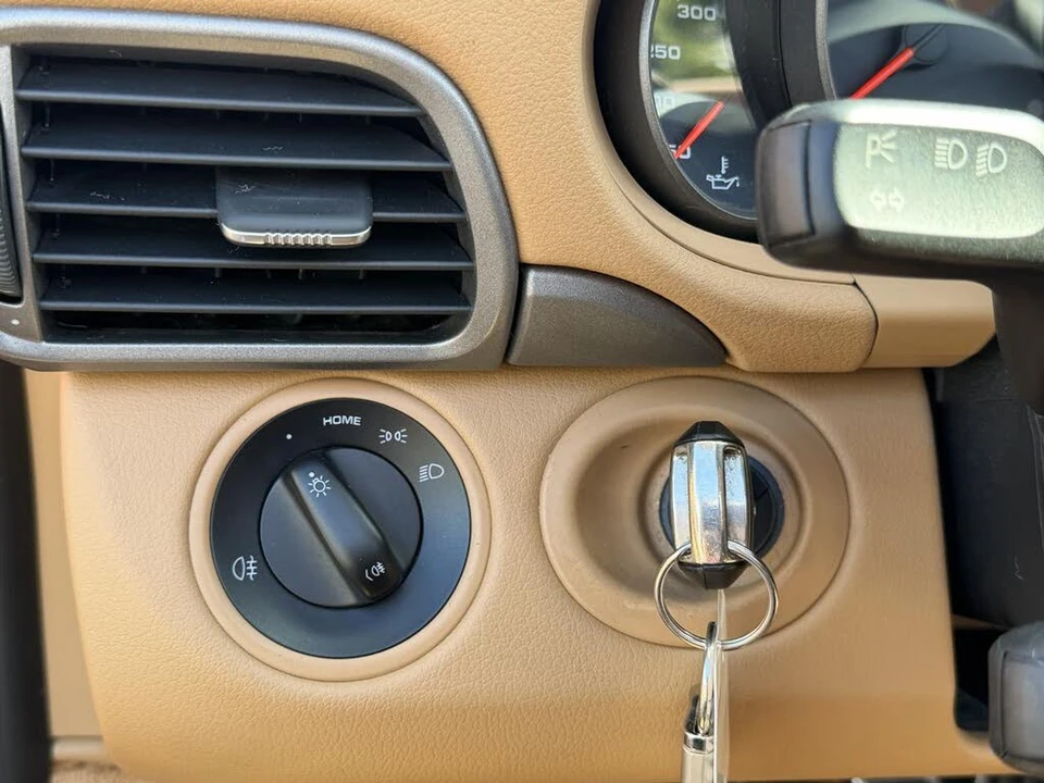 2009 Porsche 997 Carrera - Image 18 of 31