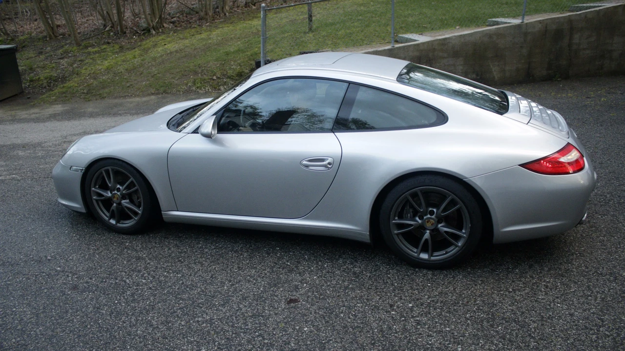 2009 Porsche 997 Carrera - Image 28 of 31