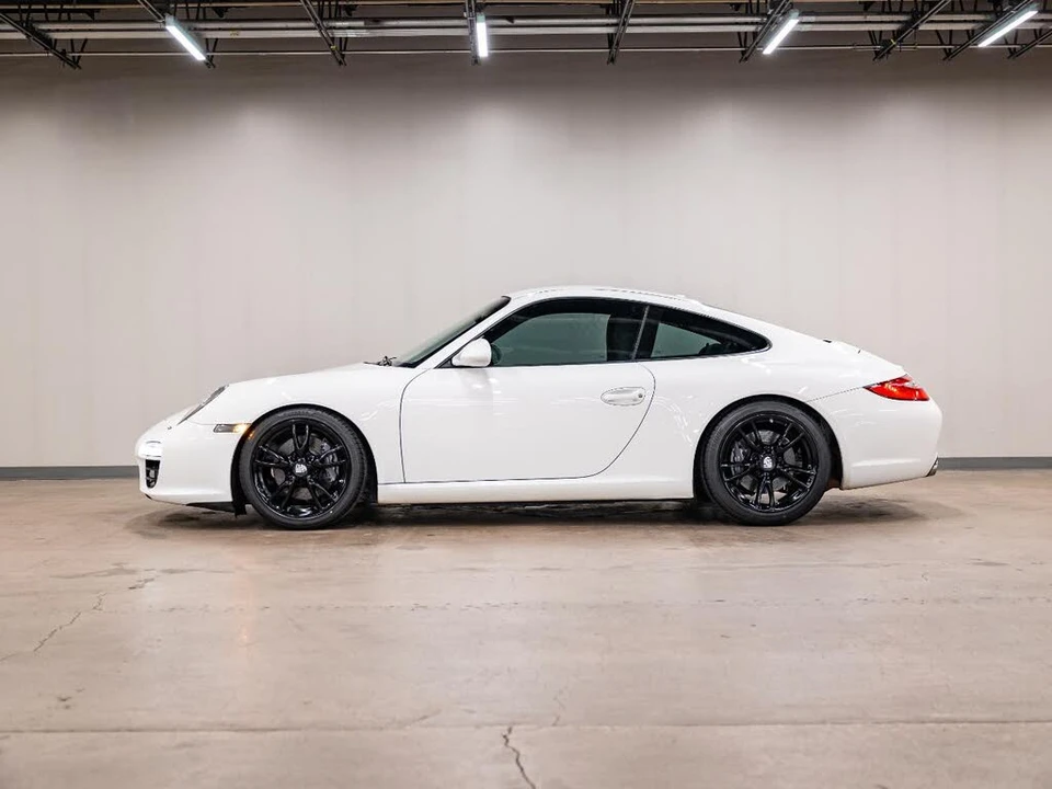 2009 Porsche 997 Carrera - Image 2 of 31