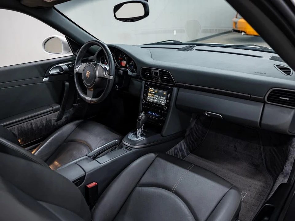 2009 Porsche 997 Carrera - Image 10 of 31