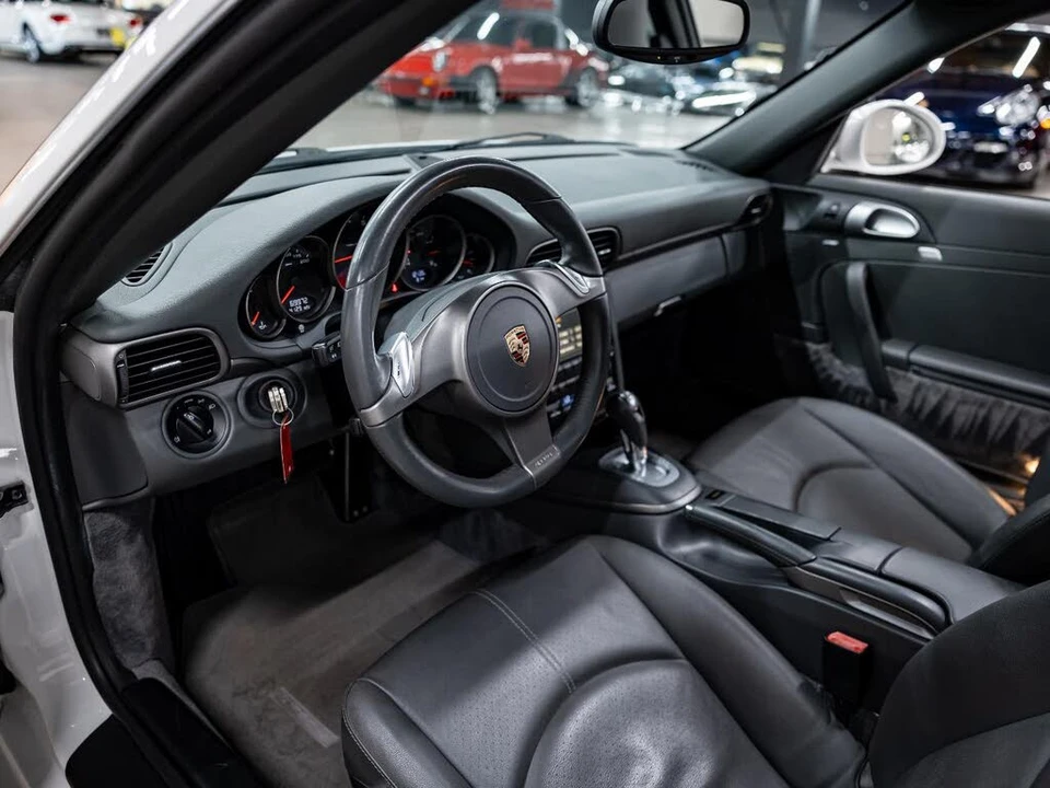 2009 Porsche 997 Carrera - Image 8 of 31