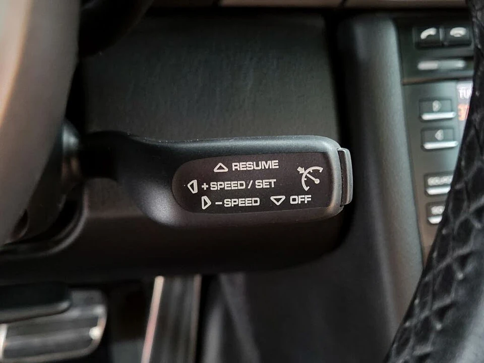 2009 Porsche 997 Carrera - Image 28 of 31