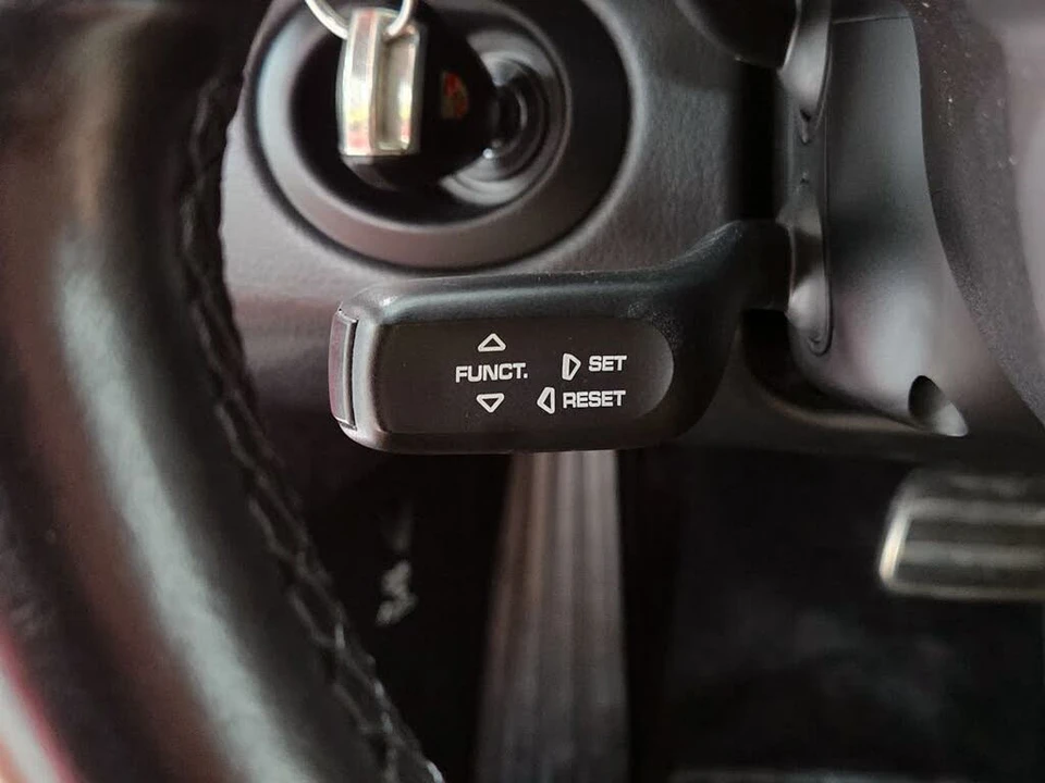 2009 Porsche 997 Carrera - Image 29 of 31