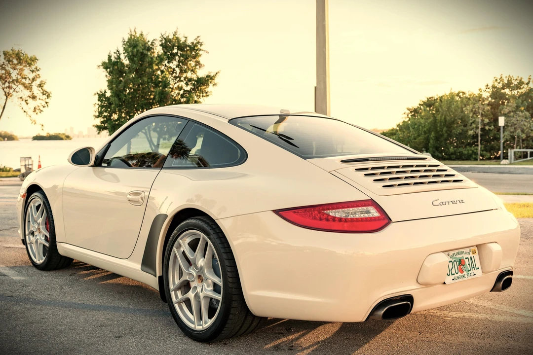 2009 Porsche 997 Carrera - Image 9 of 31