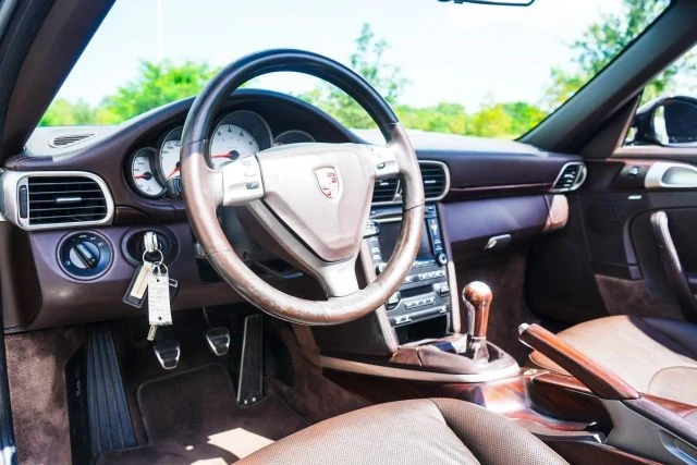 2009 Porsche 997 Carrera S - Image 2 of 31