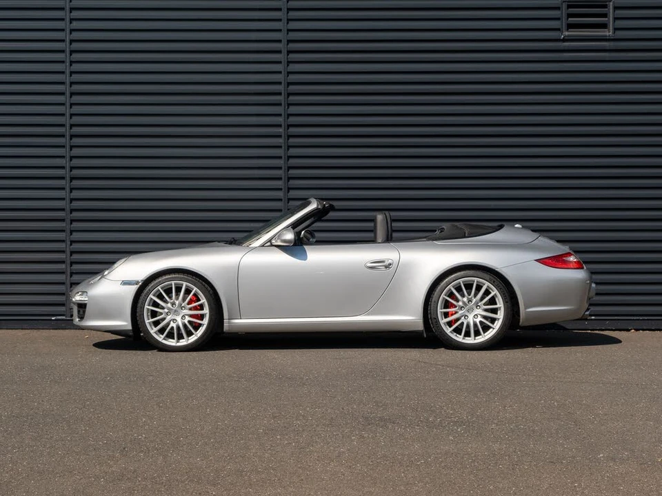 2009 Porsche 997 Carrera S - Image 2 of 31