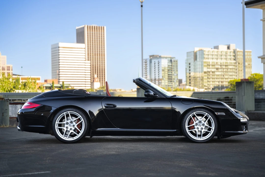 2009 Porsche 997 Carrera S - Image 10 of 31