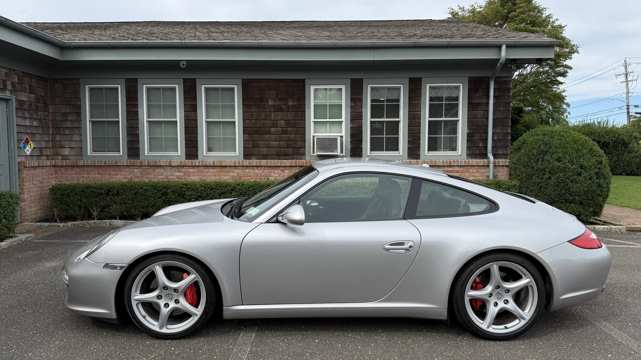 2009 Porsche 997 Carrera S - Image 16 of 31