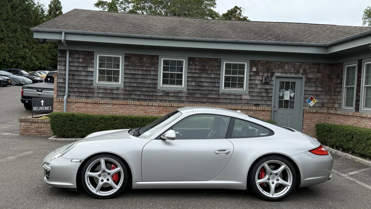 2009 Porsche 997 Carrera S - Image 17 of 31