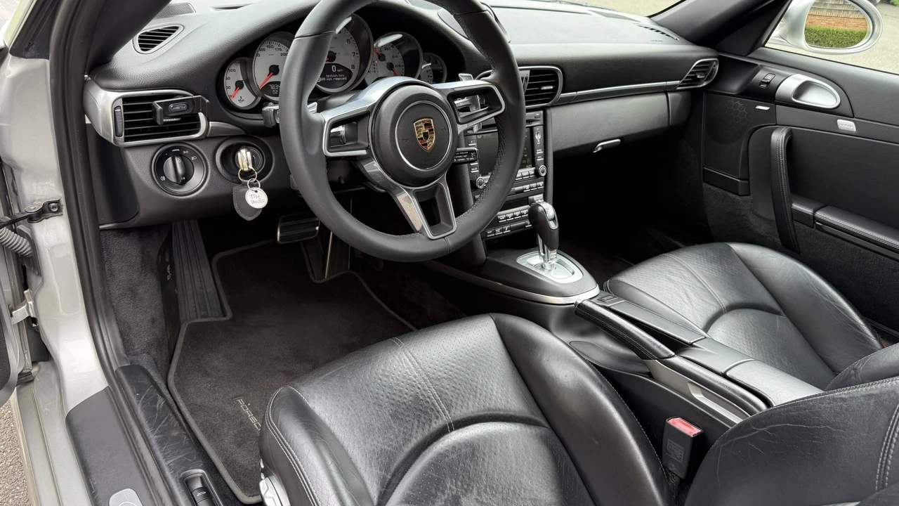 2009 Porsche 997 Carrera S - Image 28 of 31
